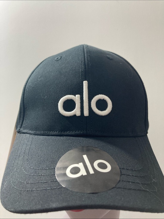 ALO Yoga Accessories - ALO Yoga Black Baseball Cap with White Logo